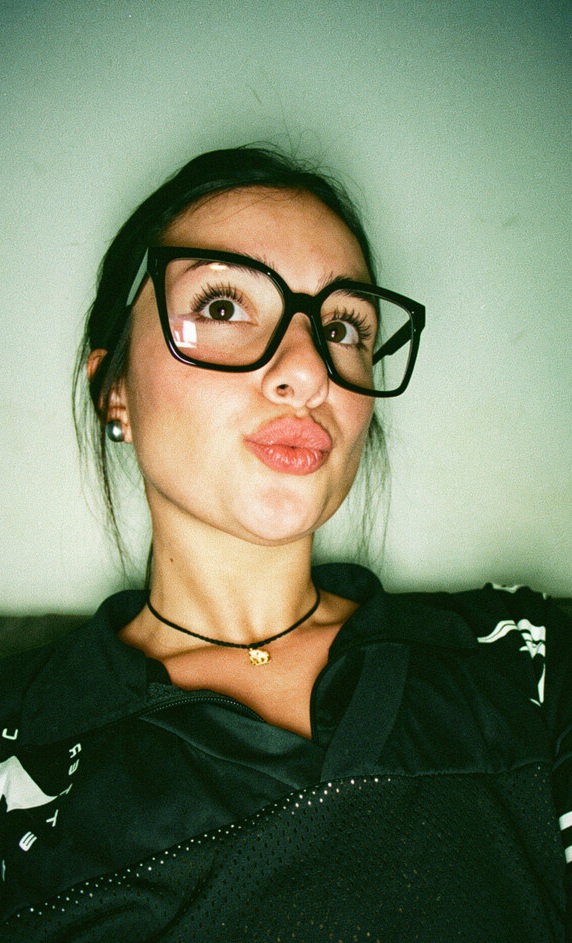Alina Deutsche OnlyFans Creator 19 Jahre kostenlos